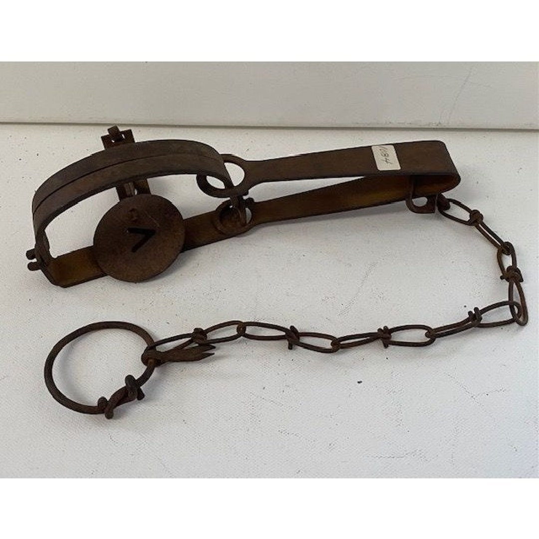 Vintage Animal Trap Oneida Victor Animal Trap Company Etsy