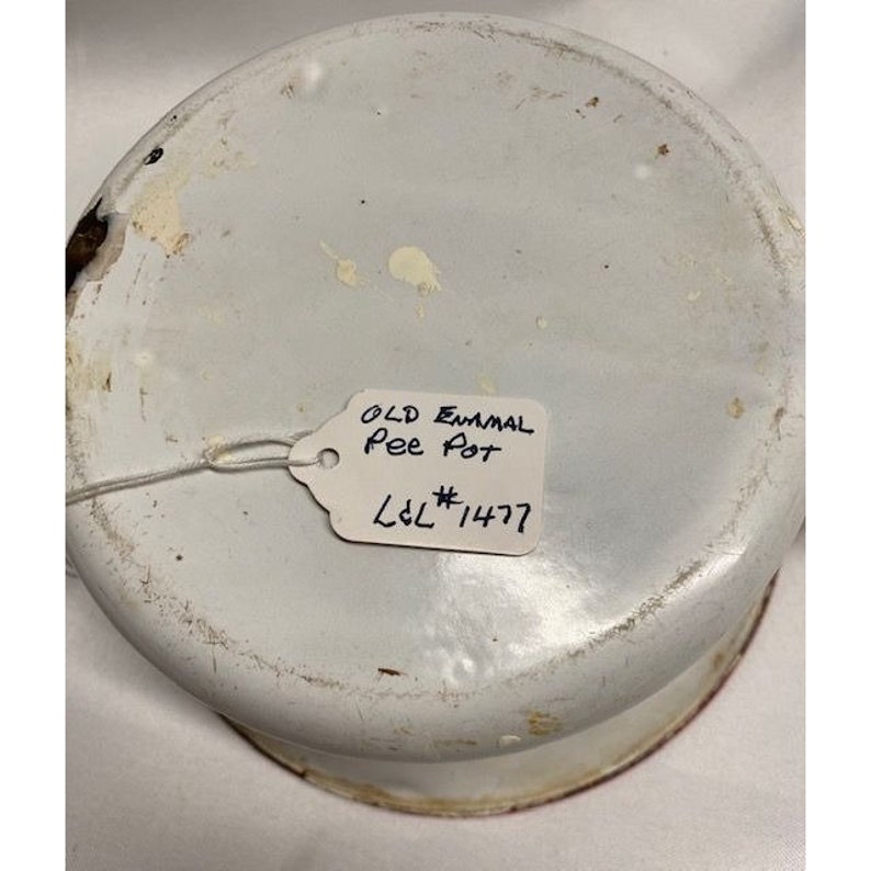 Vintage Bedpan Urinal Metal Enamel Peepot With Handle Etsy