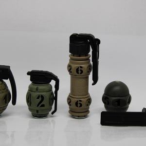 Grenade Dice set of 4 with magnetic Strikers exclusively by VOV Studios