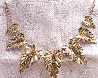 Vintage Leaf with Rhinestone Dew Drops Necklace Choker J20