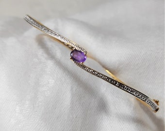 Vintage Amethyst Hinged Bracelet Marked PAJ BB CHINA. Delicate Gold Colored Bracelet with Pretty Lavender Stone and Cut Metal Design.  (D19)