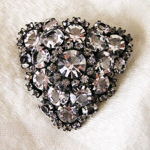 Vintage Crystal Brooch With Sparkling Clear Stones Set in