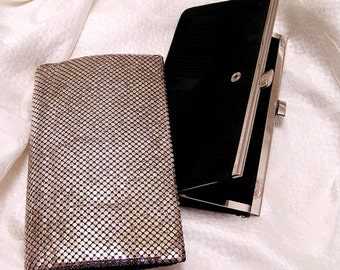 Vintage Whiting and Davis Silver Colored Clutch with Snap Out Coin Purse Original Mirror in Pocket. Black Lining and Coin Purse