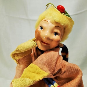 Vintage Madame Alexander Composite Ruby Hand Puppet. I Couldn't Find a Comp on This So it is Very Unusual and Collectible. Original Box Too