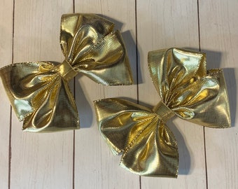 Gold Metallic Hair Bow, 3” Wide, Shiny Gold Pigtail Hair bow, Gold hair bow clips barrette Pony-O, Gold Bow, Shiny Christmas Gold hair bow