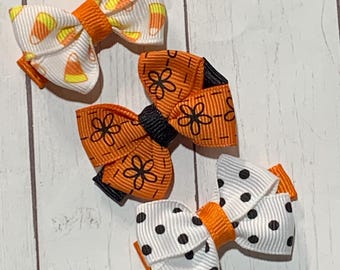 Set 3 Cute Halloween 1” Clippies Hair Bows,  Baby Halloween Hair bow, So Cute On Halloween hairbow, infant Halloween hair bows, Halloween