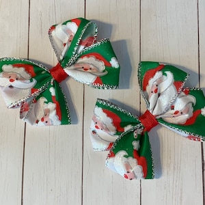 Santa Claus Christmas Hair Bow, So Cute, Red Green Santa Claus Hair Bow, Christmas Hairbow, Red Green Santa Hair Bow, Christmas Bows