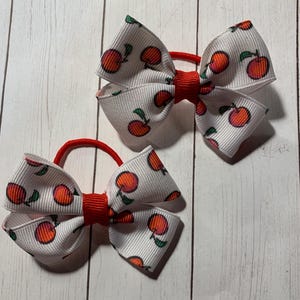 Red Apples Hair Bow, Apple HairBow, Bright Red Apples Hair bow,  Cute On for Everything, Apple hairbow, pigtail Apple print hair bows, apple