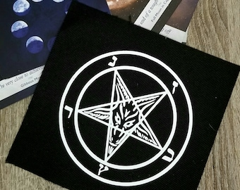 Cucire su patch Baphomet Satan Horned God strega vibrazioni grezzo sfilacciare bordo sfilacciato denim denim vintage stile punk