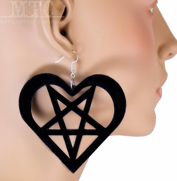 [TATIANA] 韓国☆Pearl heart hook Earring Designer fashion, Seoul-fully created | W Concept