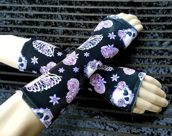 Pastel Goth Creepy Cute Skulls and Roses plush stretch Velvet arm warmers fingerless gloves MTC