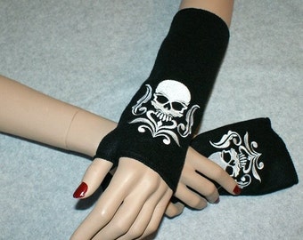 Embroidered Damask Skull Fleece Arm Warmers Black / White MTCoffinz