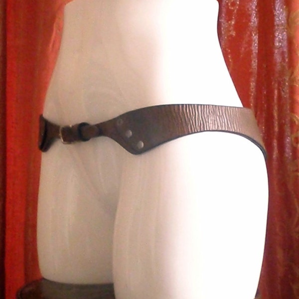 Riveted Wide Hip Belt - Sexy leather made to fit you.
