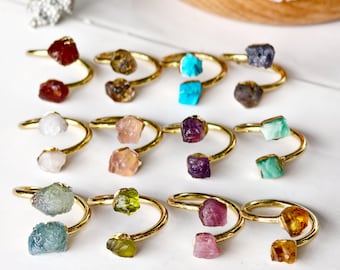 18k gouden ring met ruwe edelsteen, verstelbare kristallen geboortesteensieraden