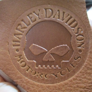 Estampado de cuero con calavera de Harley Davidson de 48 mm (1,8 pulgadas) de diámetro