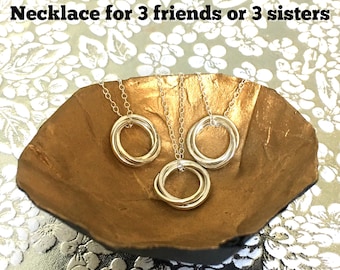 3 SISTERS NECKLACE Gift for Three Sisters Jewelry Sterling Silver Connected Circles Sister Gift Sister in Law Bridesmaid Gift for Sisters