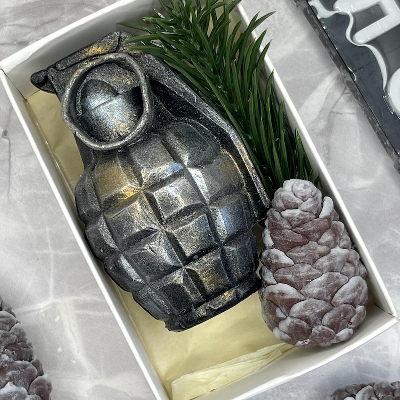 UNIQUE GIFTS FOR MEN visual data 8