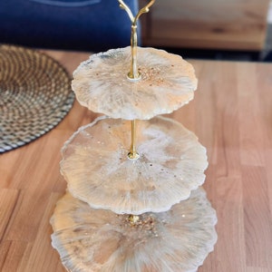 Etagere Serving Plate White Gold Decorative Etagere Unique Elegant Table Decoration Resin Etagere Handmade Wedding Resin