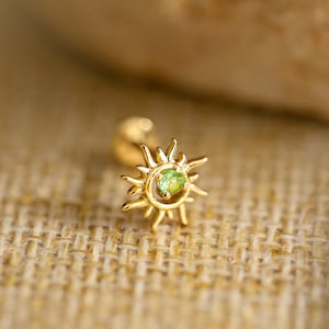 14K Gold Tsavorite 7x7mm Flower Push Back Stud, Jasper Floral Helix Cartilage Flat Back Earring, Gemstone Conch Threadless Pin Piercing
