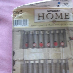 Simplicity Home Pattern 8695 Abbies  Jiffy 6 pack Appliqed Curtains