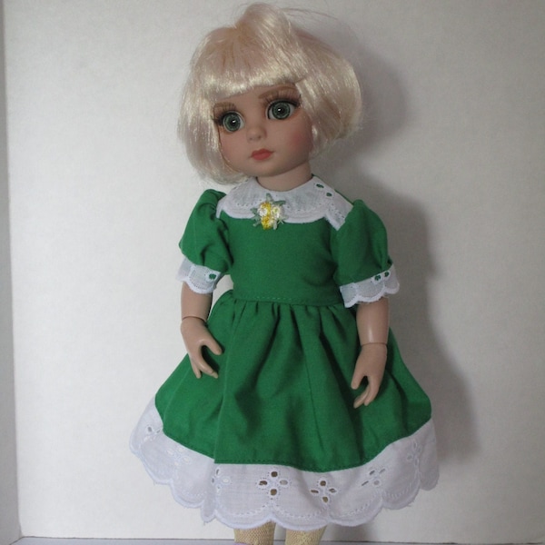 Kelly Green dress made to fit 10 inch Tonner and Boneka dolls