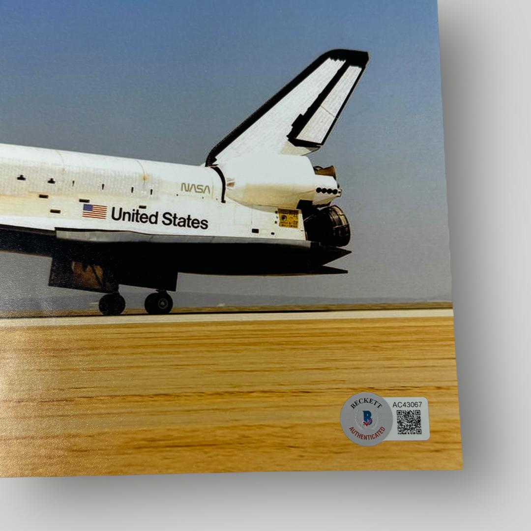 カロル・ボブコ直筆サイン：NASA スペースシャトル チャレンジャー号