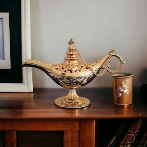 Golden Color Aladdin Lamp, Aladdin Lamp, Incense Lamp, Genie Lamp, Magic Lamp, Genie's Lamp, Aladdin Oil Lamp, Disney Magic Lamp, Gift Ideas