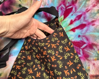 18th Century Style Tie-On Pocket 100% Cotton with Oak Leaves and Acorns Festival Style