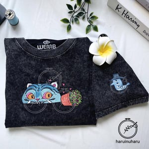 Embroidered Tiger and Bird Washed Washed Shirt, Demon Hunter Tee, KPOP Band Huntrix Fan Shirt, Funny Derpy Tiger, Saja Girls, Gift for Him