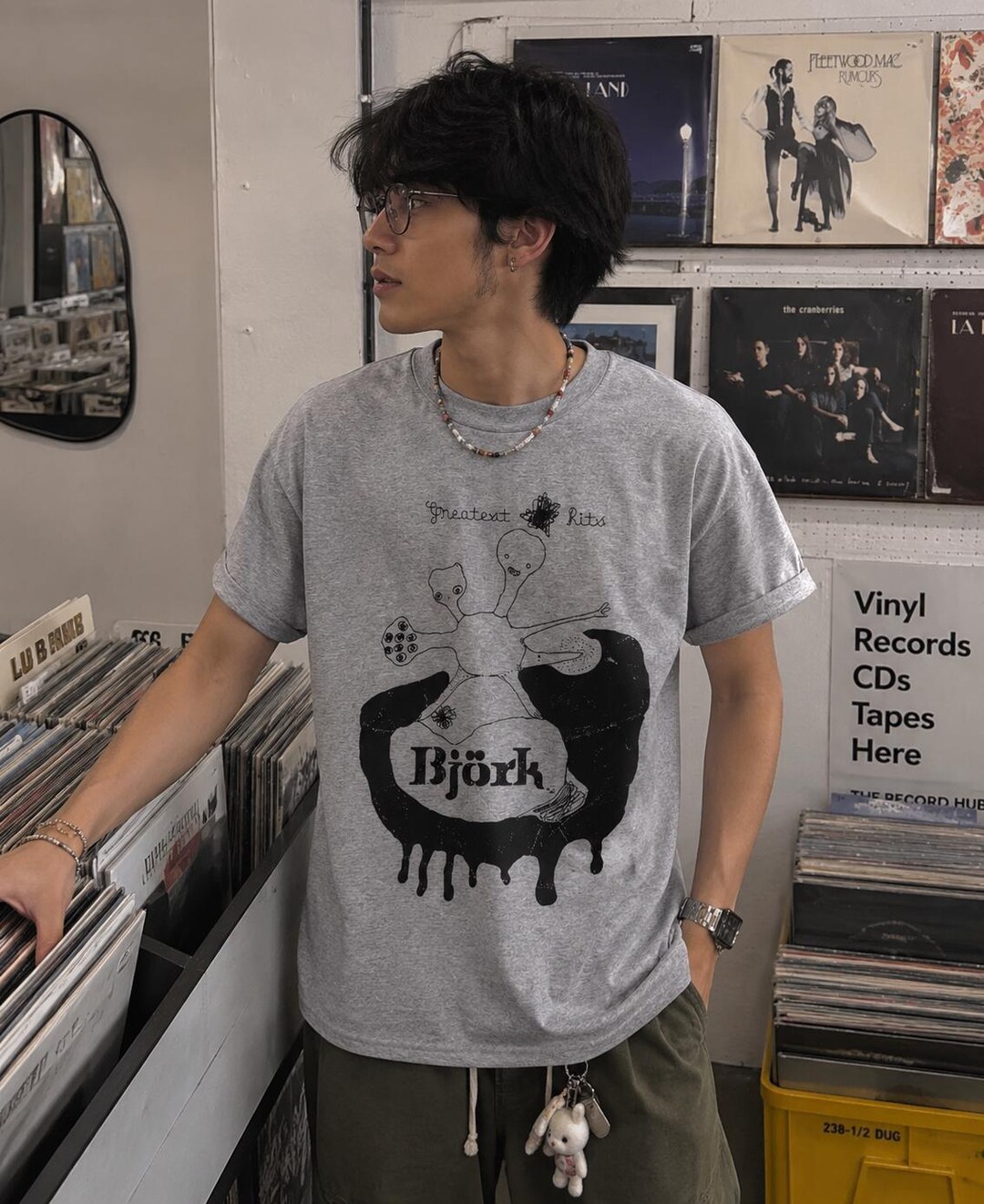Bjork Greatest Hits T-shirt, Artsy Sketch Graphic Tee, Unisex Bjork Fan ...