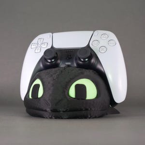 Dragon Inspired Controller Stand, Console Holder for PS5 & Xbox, Gamer Desk Decor, Gaming Gift