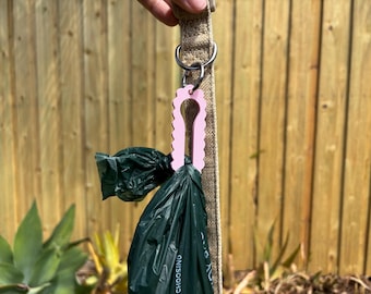 Dog Mum Gift Idea Waste Bag Holder Dog Poop Bag Carrier Dog Poo Holder Clip Hands-free Waste Bag Hook Dog Accessories Poop Bag Dog Walk