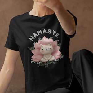 Namaste Yoga Cat Tee , Cute Kitten Lotus T-Shirt, Zen Meditation Gift, Funny Yoga Lover&#39;s T-Shirt,Yogi Yogini Gift, Boho Cat Shirt