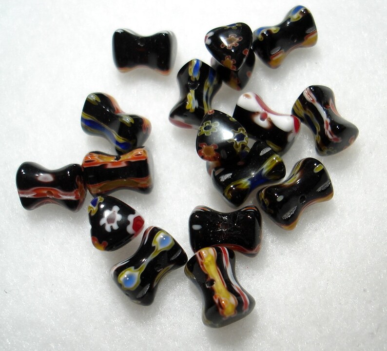 B4856 Black Bone Floral Millefiori Glass Heart 8x10mm Beads Qty 16