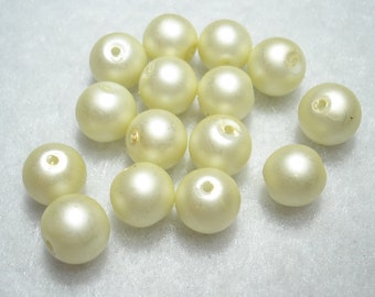 BOGO Ivory Matte Pearl Glass Round 10mm Beads (Qty 15) - B5143