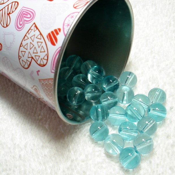 Shades of Aqua Blue Transparent Glass Round 8mm Beads Qty 32 - B7652