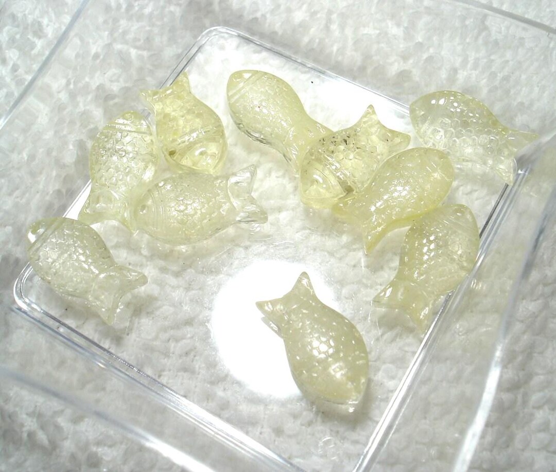 Pale Cream Transparent Glass Fish 15x8x5mm Beads Qty 10 - B7382 - Etsy