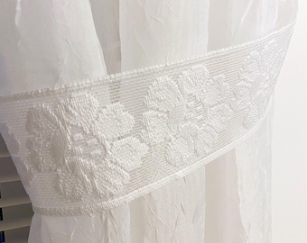 Vintage White Lace Curtain Tiebacks Set (9 Pcs, 3" x 27")