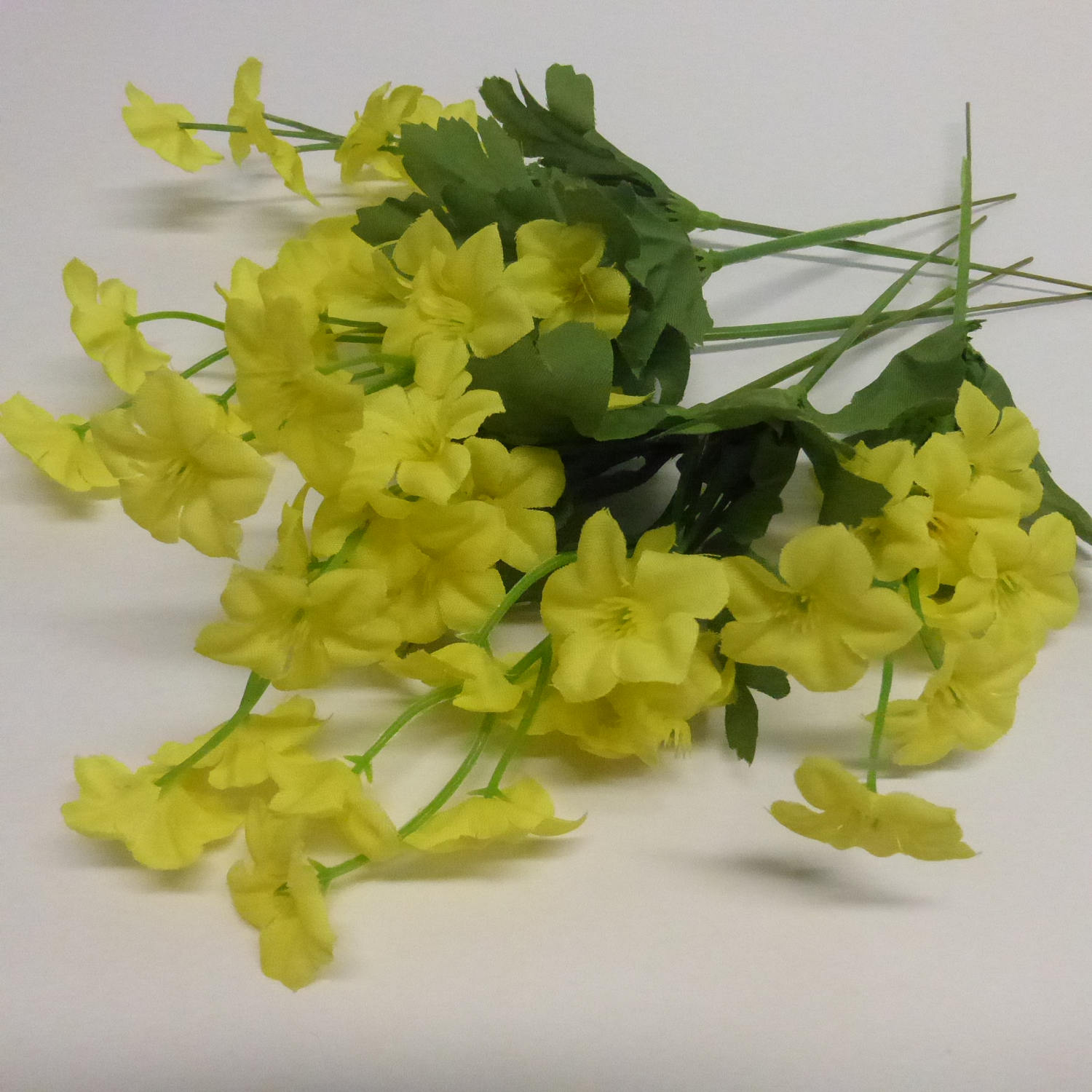 Spring flower yellow❁﻿. Vintage Silky Yellow Spring Flower Pick (6) New Old Stock YSF723