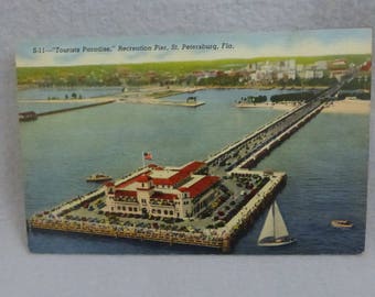 Vintage Mid Century Postcard Tourists Paradise Recreation Pier St. Petersurg, Fla Linen Finish