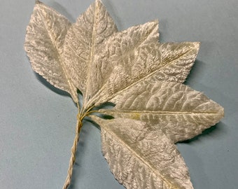 Vintage Mid-Century White Velvet Millinery Leaves  NOS   WVL495