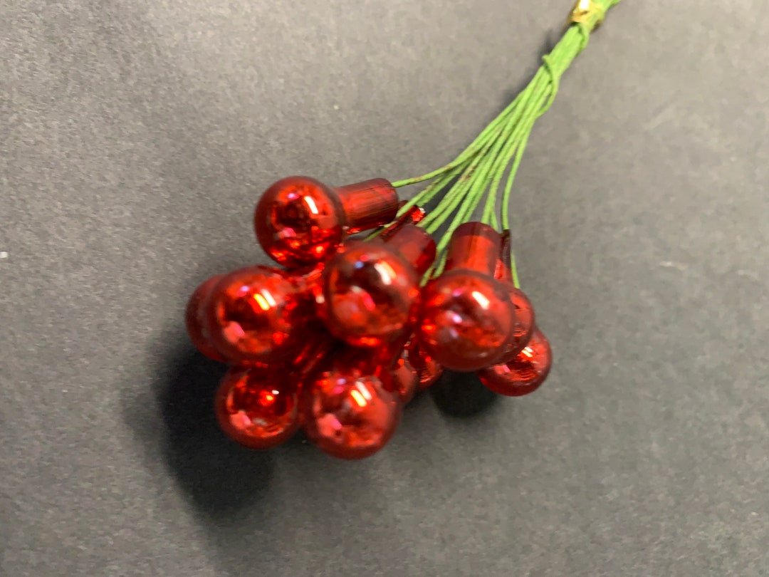 Vintage 10mm Red Mercury Glass Ball Ornaments on a Green Wire Pick NOS