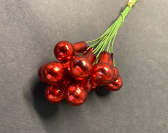 Vintage 10mm Red Mercury Glass Ball Ornaments on a Green Wire Pick  NOS   Free Shipping