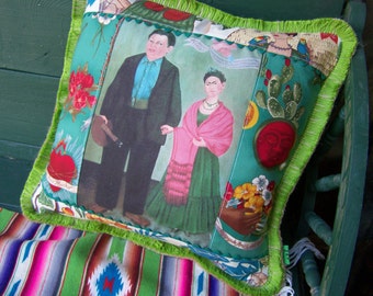 Vintage Frida Kahlo Image Pillow Frida and Diego holding hands
