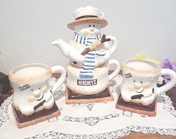 Vtg Hershey's S'mores Snowman Tea Pot with Marshmallow Mugs (5 Piece)