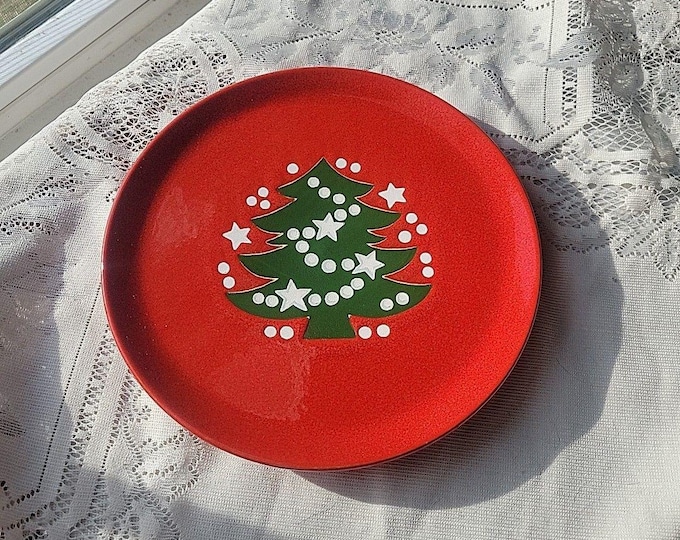 VTG Waechtersbach Christmas Tree Red 7.75 Salad Plate West Germany EUC Classic