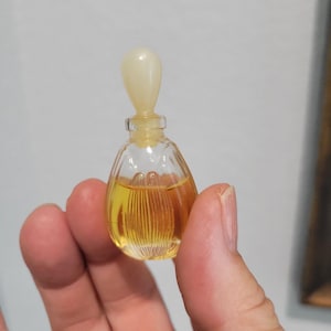 Privilege Parfums Eau De Toilette Miniature Sample Sized Vintage 80% full