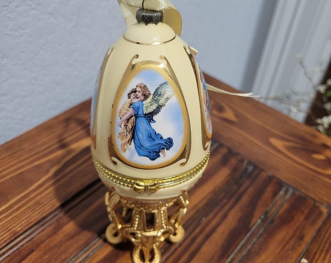 Vtg. Valerie Parr Hill Mr Christmas Music Egg Ornament Box Porcelain Angels QVC