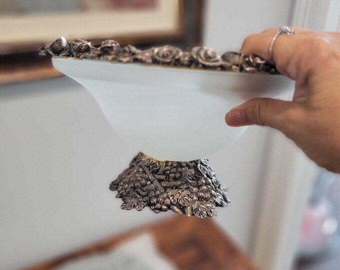 VTG Davco Silver Lt Acrylic Conical Shaped Bowl w/ Metal Roses Rim & Grapes Base