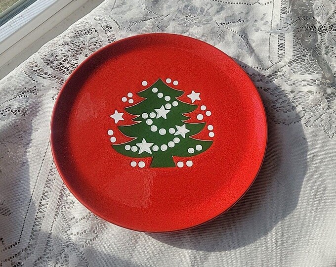 VTG Waechtersbach Christmas Tree Red 7.75 Salad Plate West Germany FLAW READ